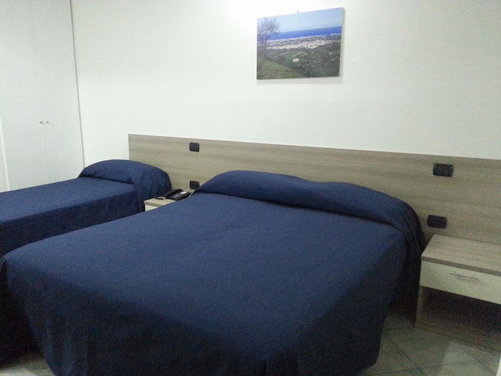 Hotel Poseidon Corigliano Calabro Εξωτερικό φωτογραφία